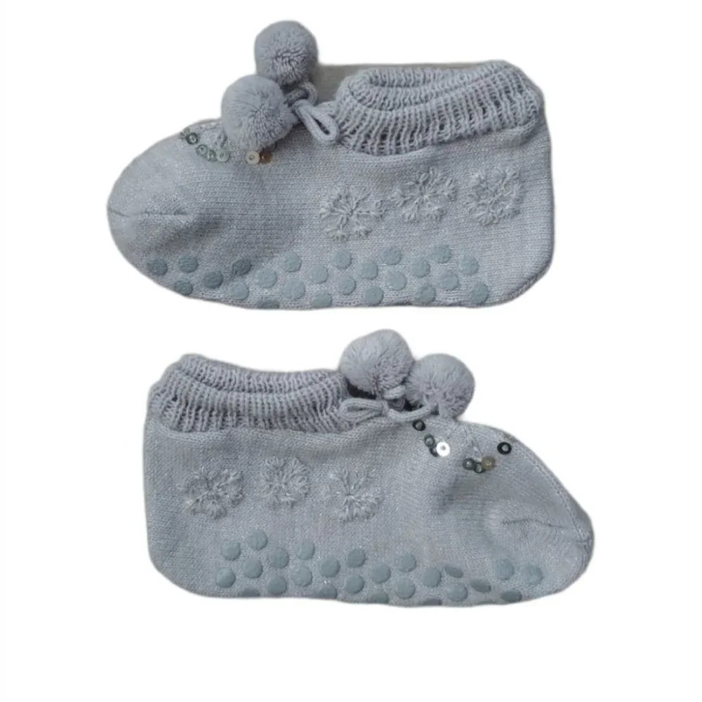 NWOT Knit Non-Slip Pantouffle/Slippers